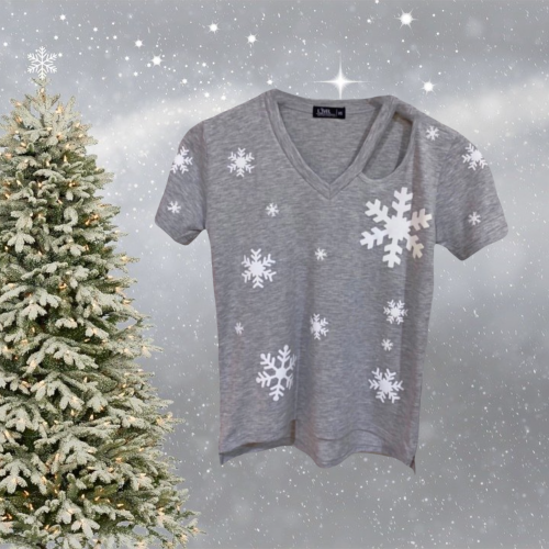 VELVET SNOWFLAKES TEE